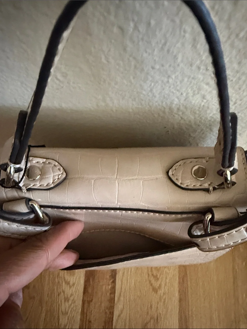 Banana Republic bone-colored purse
